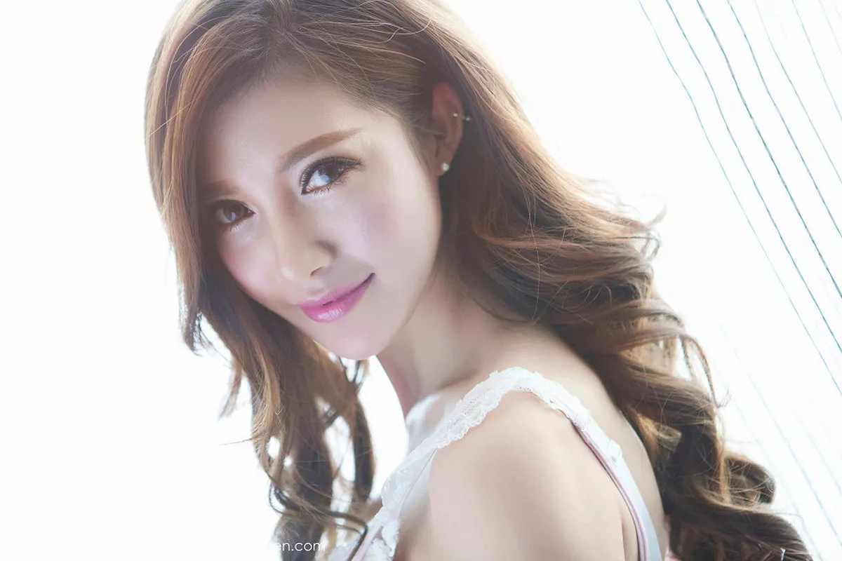 图片[21]-[FeiLin嗲囡囡]第001期奶茶-Emily写真-秀人资源网