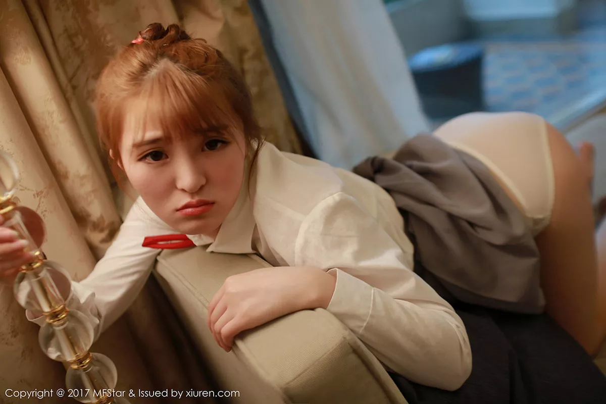图片[2]-[MFStar模范学院]第098期伊小七写真-秀人资源网
