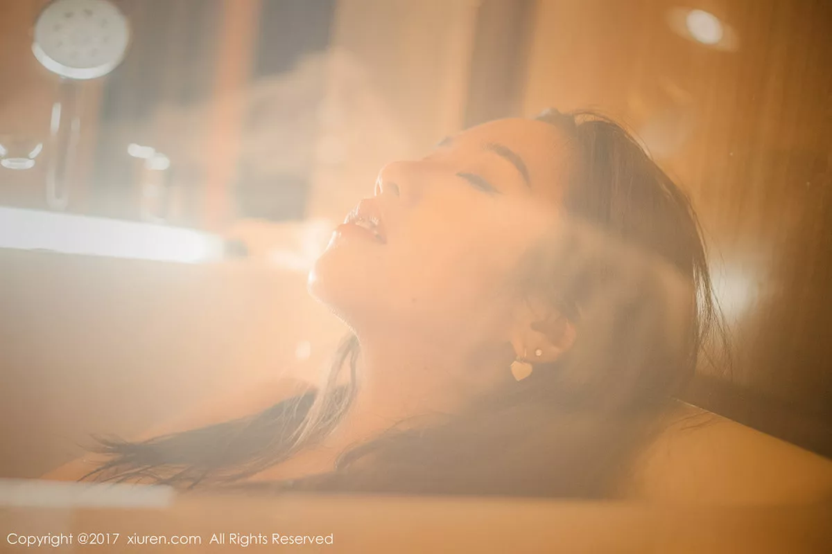 图片[24]-[XiuRen秀人网]第823期吃白菜的vi菜菜写真-秀人资源网