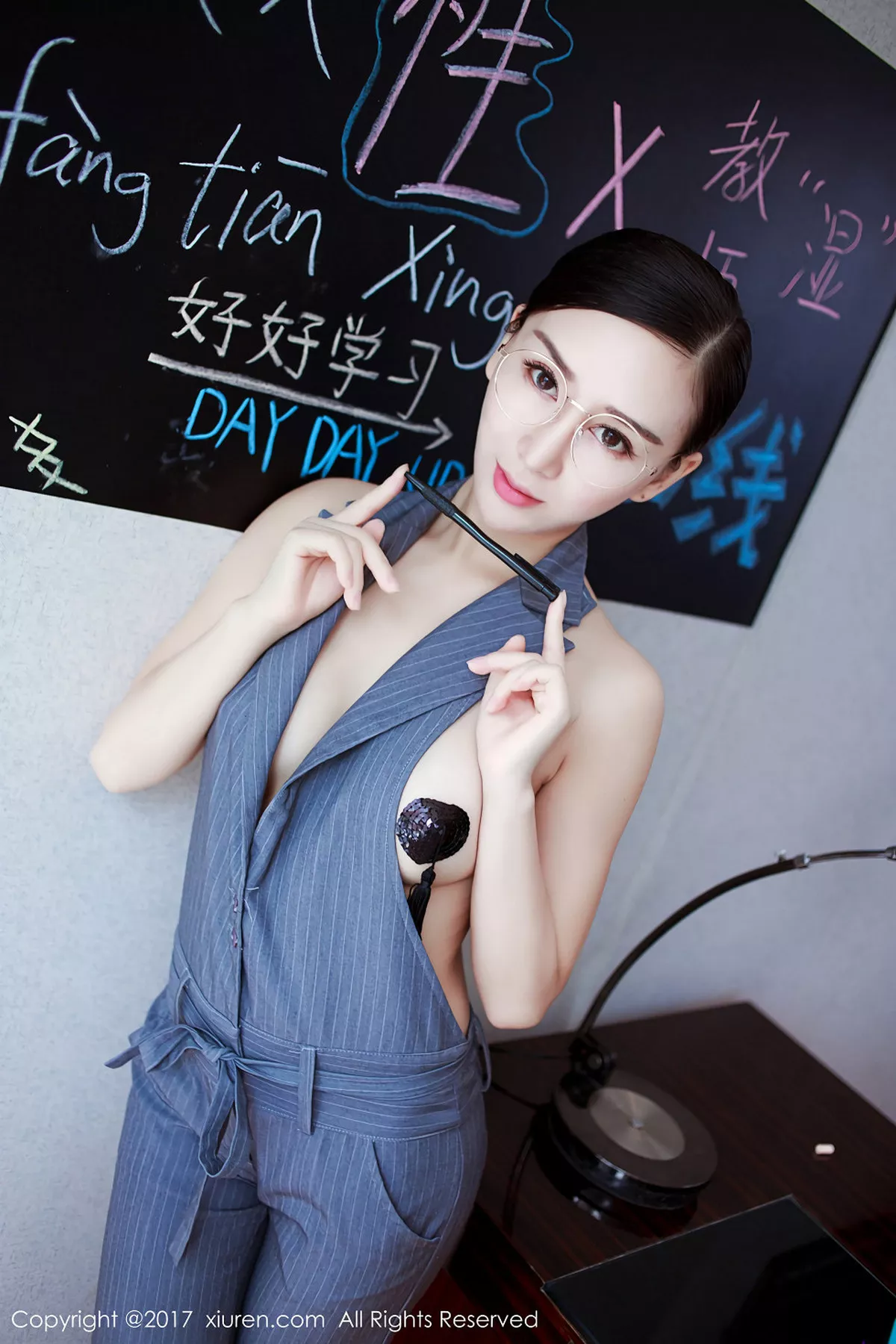 图片[4]-[XiuRen秀人网]第852期邹晶晶写真-秀人资源网