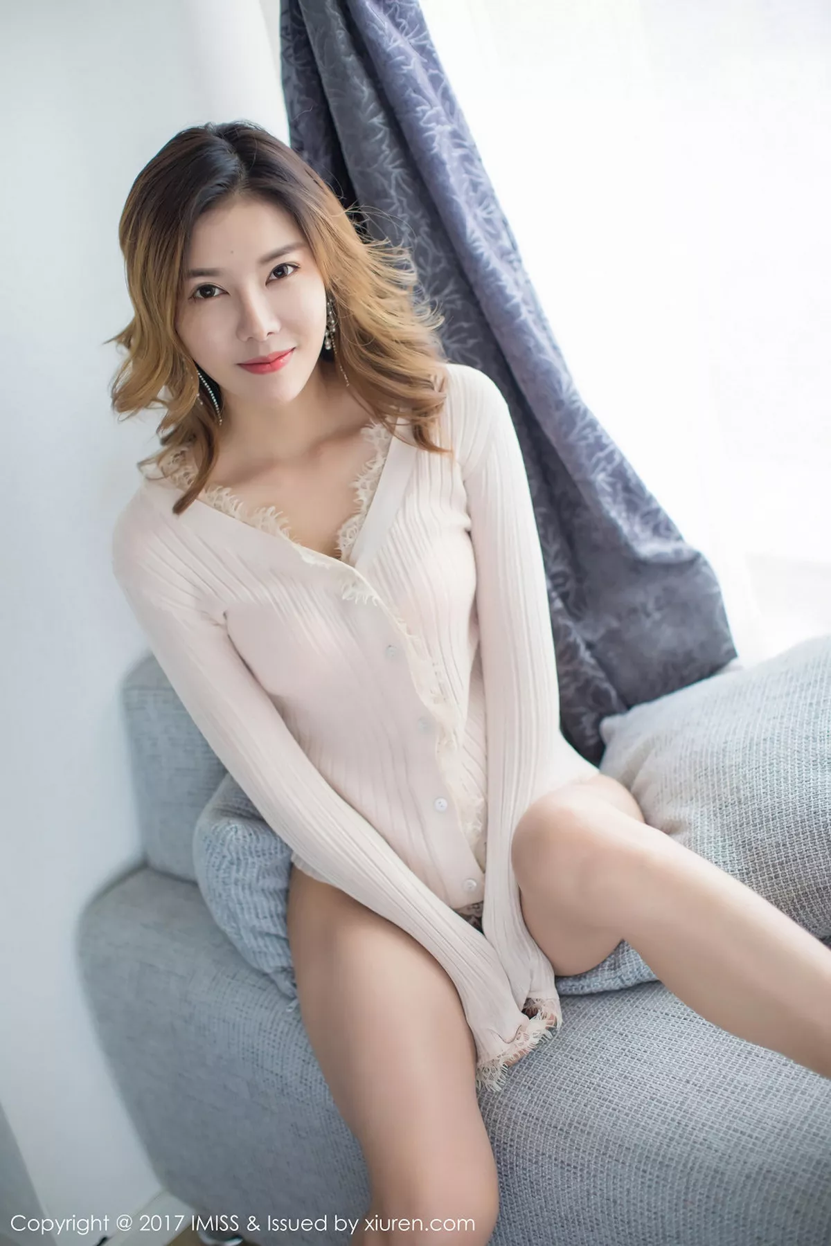 图片[2]-[Imiss爱蜜社]第200期依依写真-秀人资源网