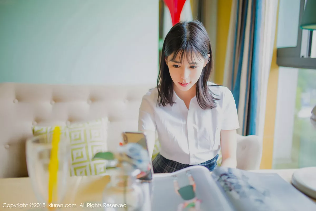 图片[2]-[XiuRen秀人网]第1014期艾栗栗写真-秀人资源网