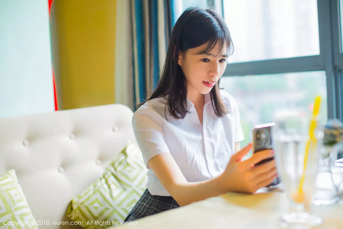 [XiuRen秀人网]第1014期艾栗栗写真-秀人资源网