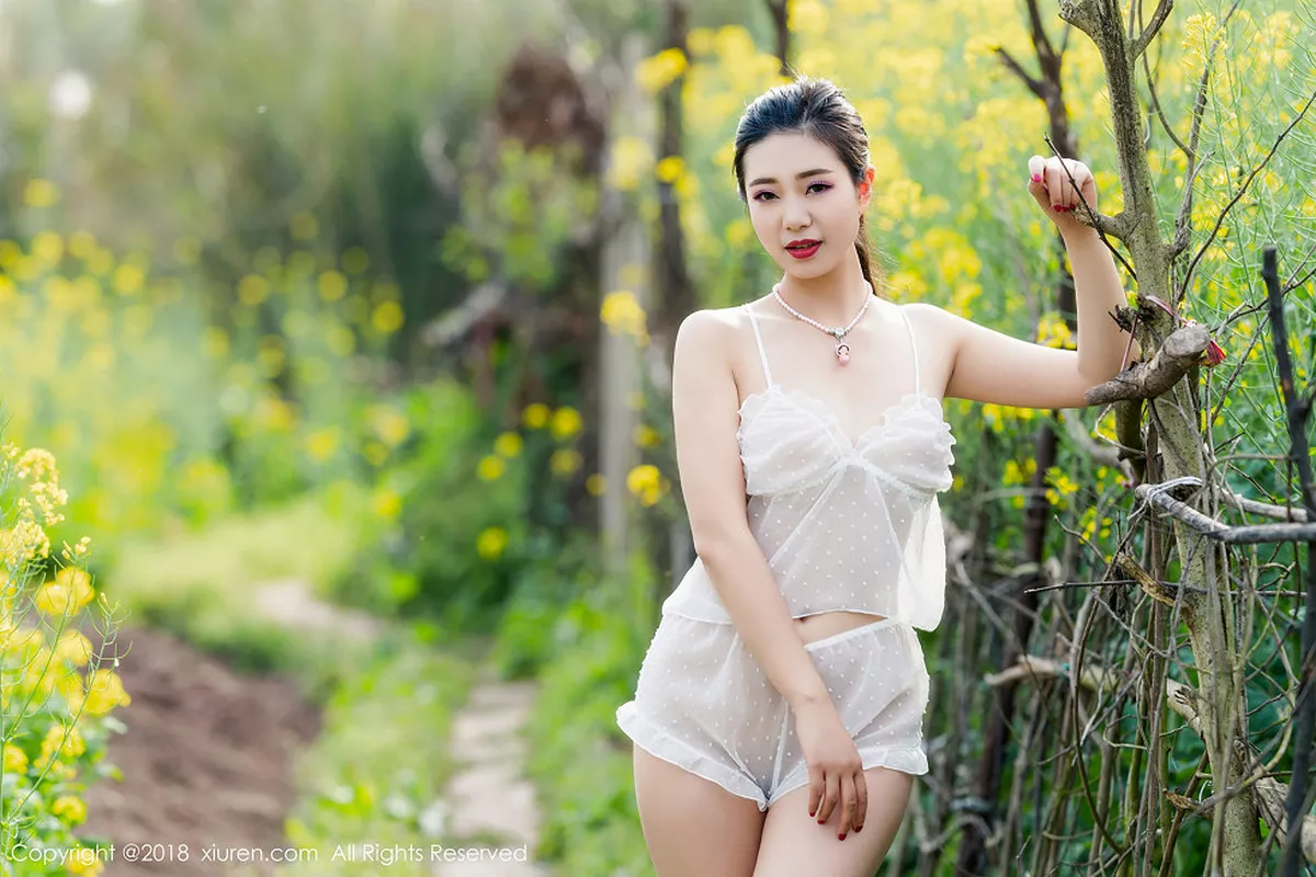 图片[2]-[XiuRen秀人网]第1058期宋KiKi写真-秀人资源网