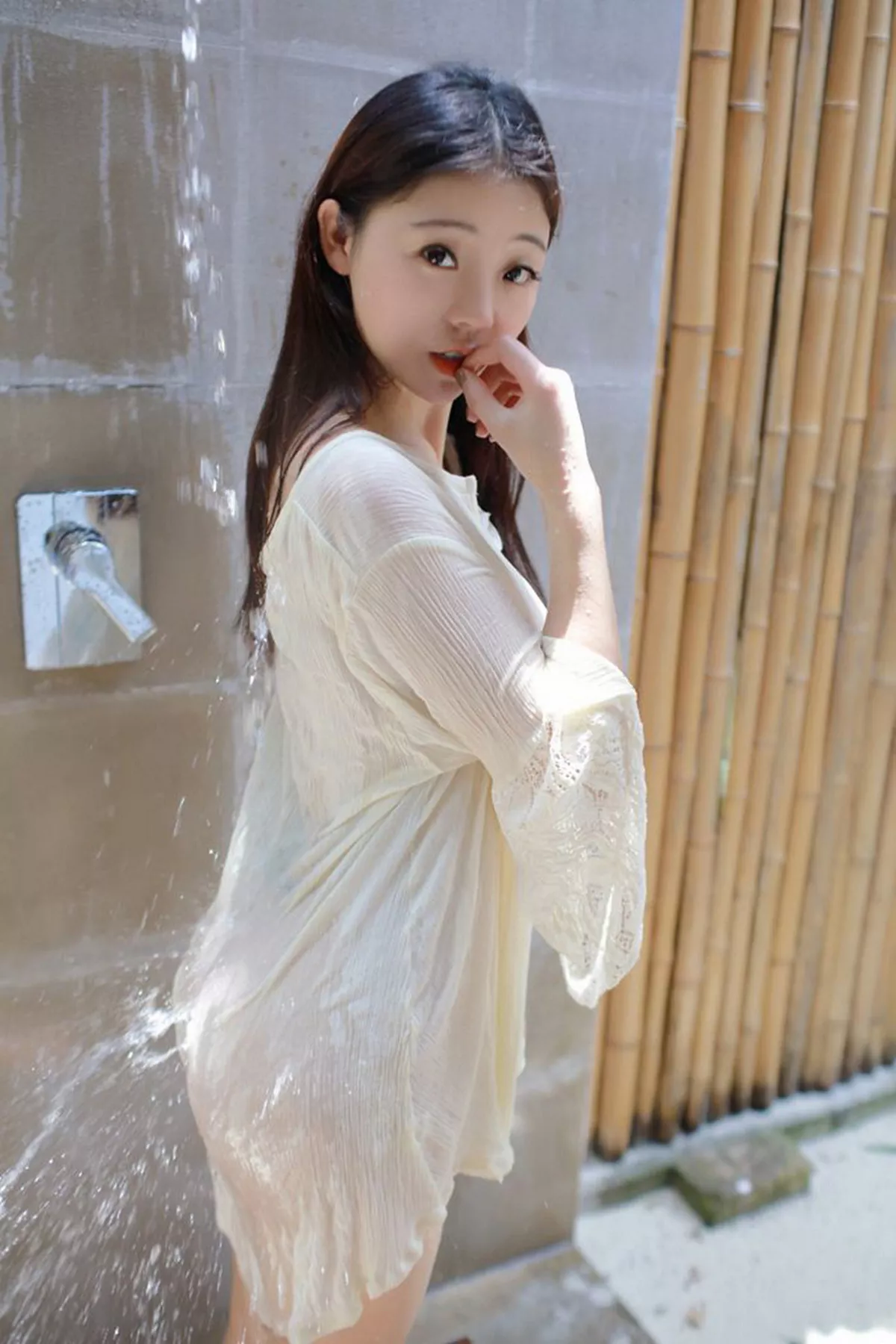 图片[20]-[MFStar模范学院]第072期佘贝拉写真-秀人资源网