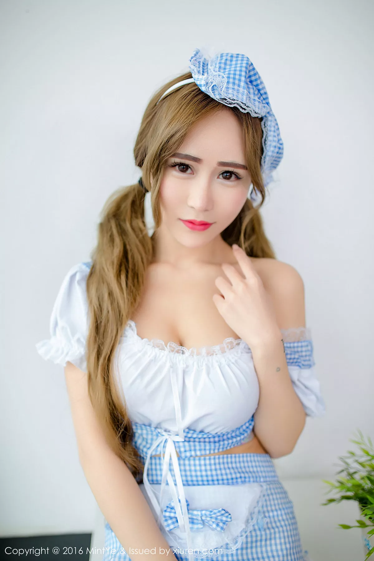 图片[8]-[MintYe薄荷叶]第001期何梦兮写真-秀人资源网