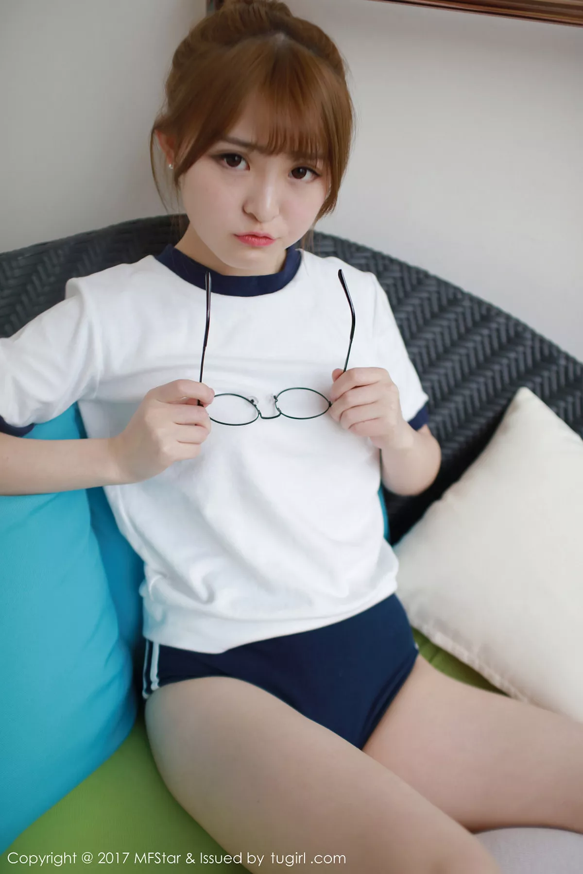 图片[2]-[MFStar模范学院]第090期伊小七写真-秀人资源网