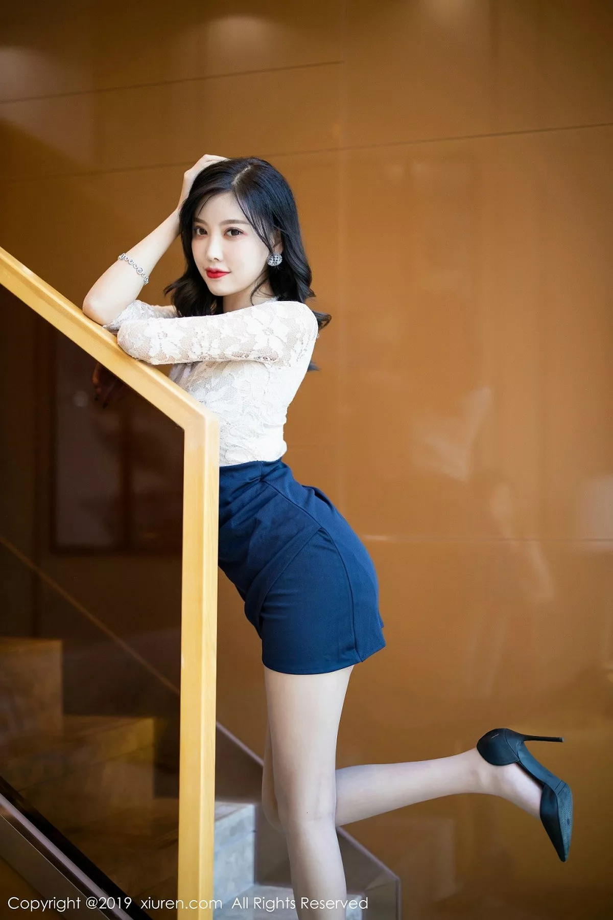 图片[16]-[XiuRen秀人网]第1717期杨晨晨写真-秀人资源网