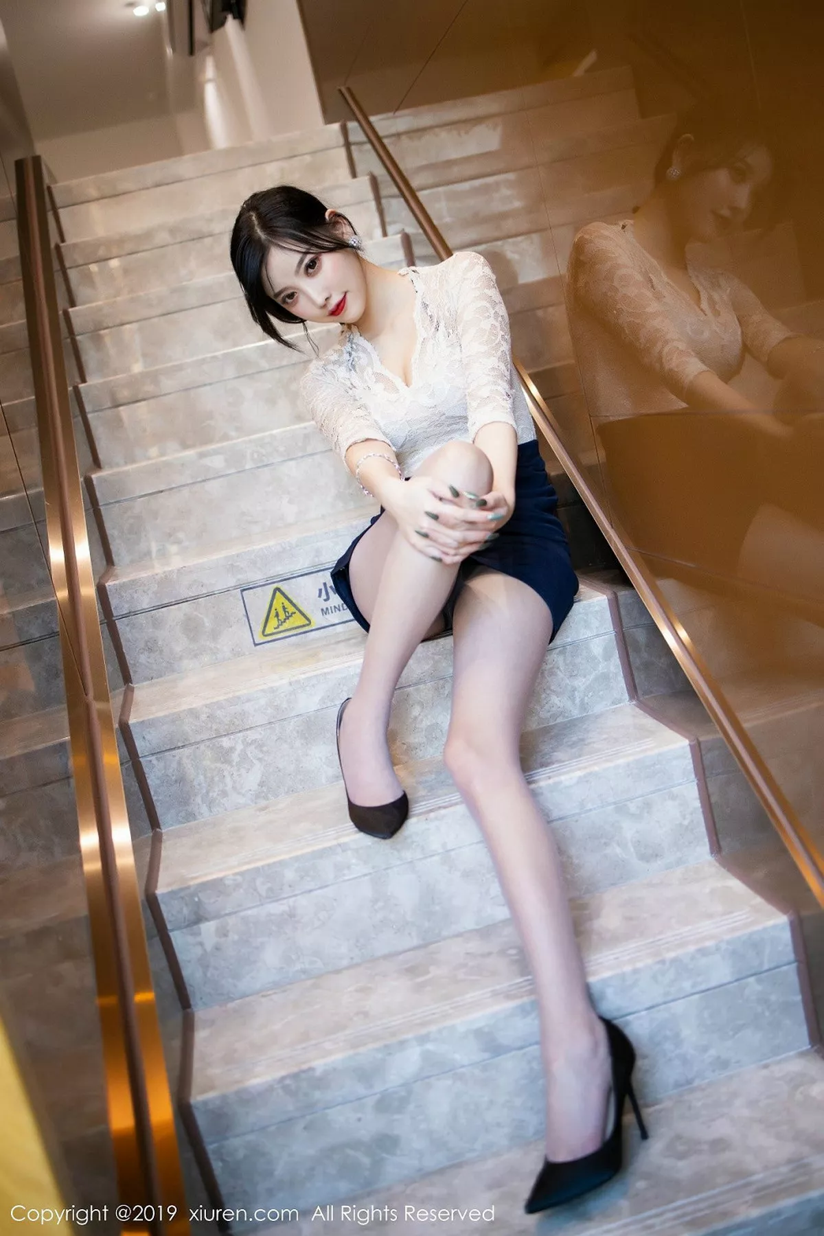 图片[4]-[XiuRen秀人网]第1717期杨晨晨写真-秀人资源网
