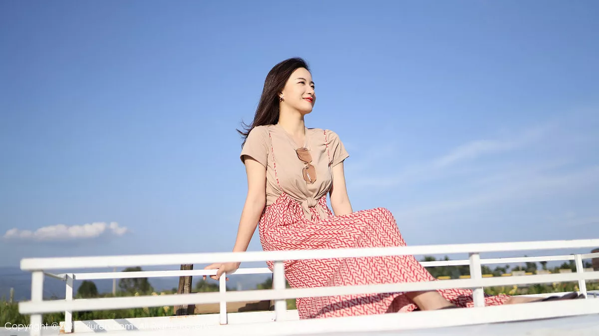 图片[3]-[XiuRen秀人网]第1718期艺儿拿铁写真-秀人资源网