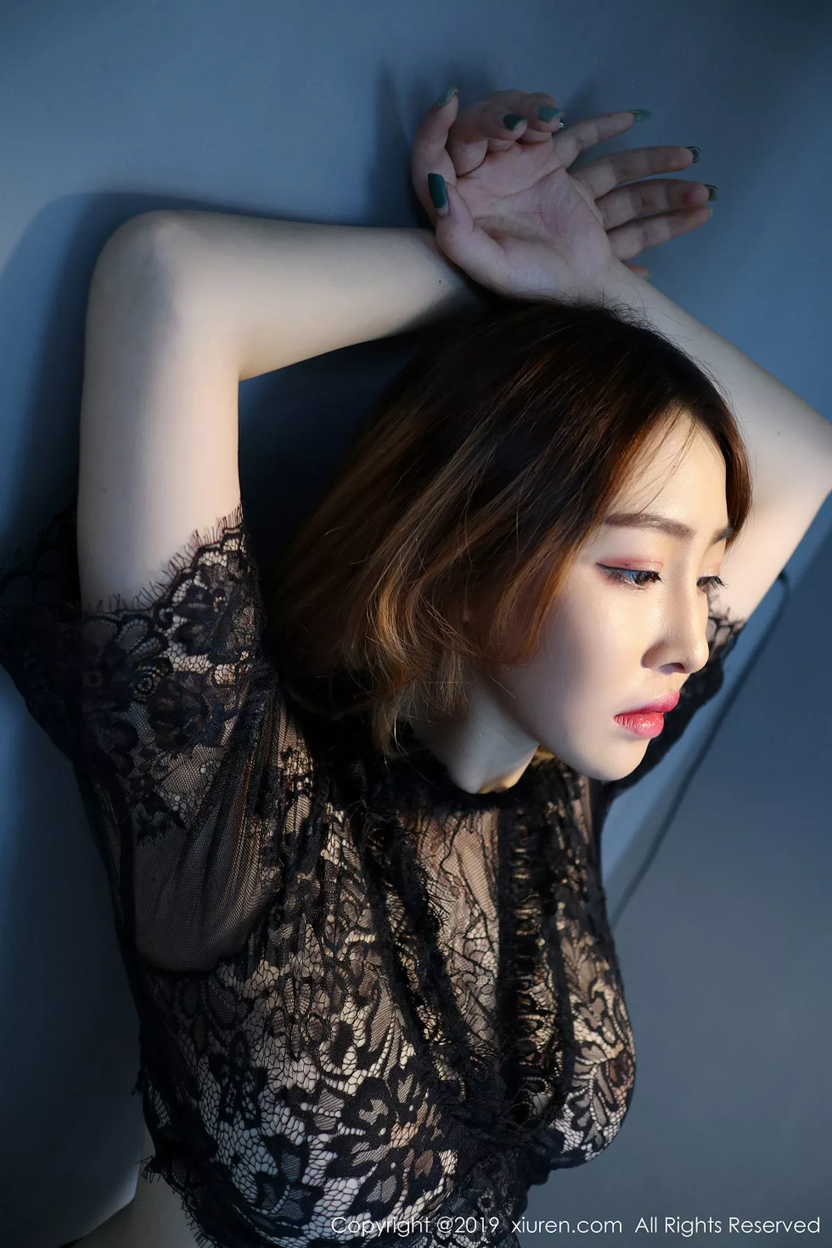 图片[2]-[XiuRen秀人网]第1686期瑶啊摇的瑶写真-秀人资源网