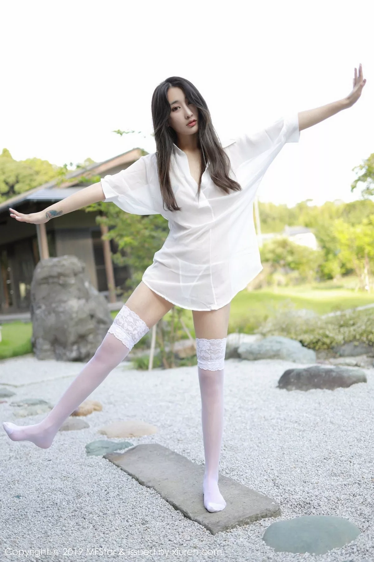 图片[32]-[MFStar模范学院]第219期林子欣写真-秀人资源网