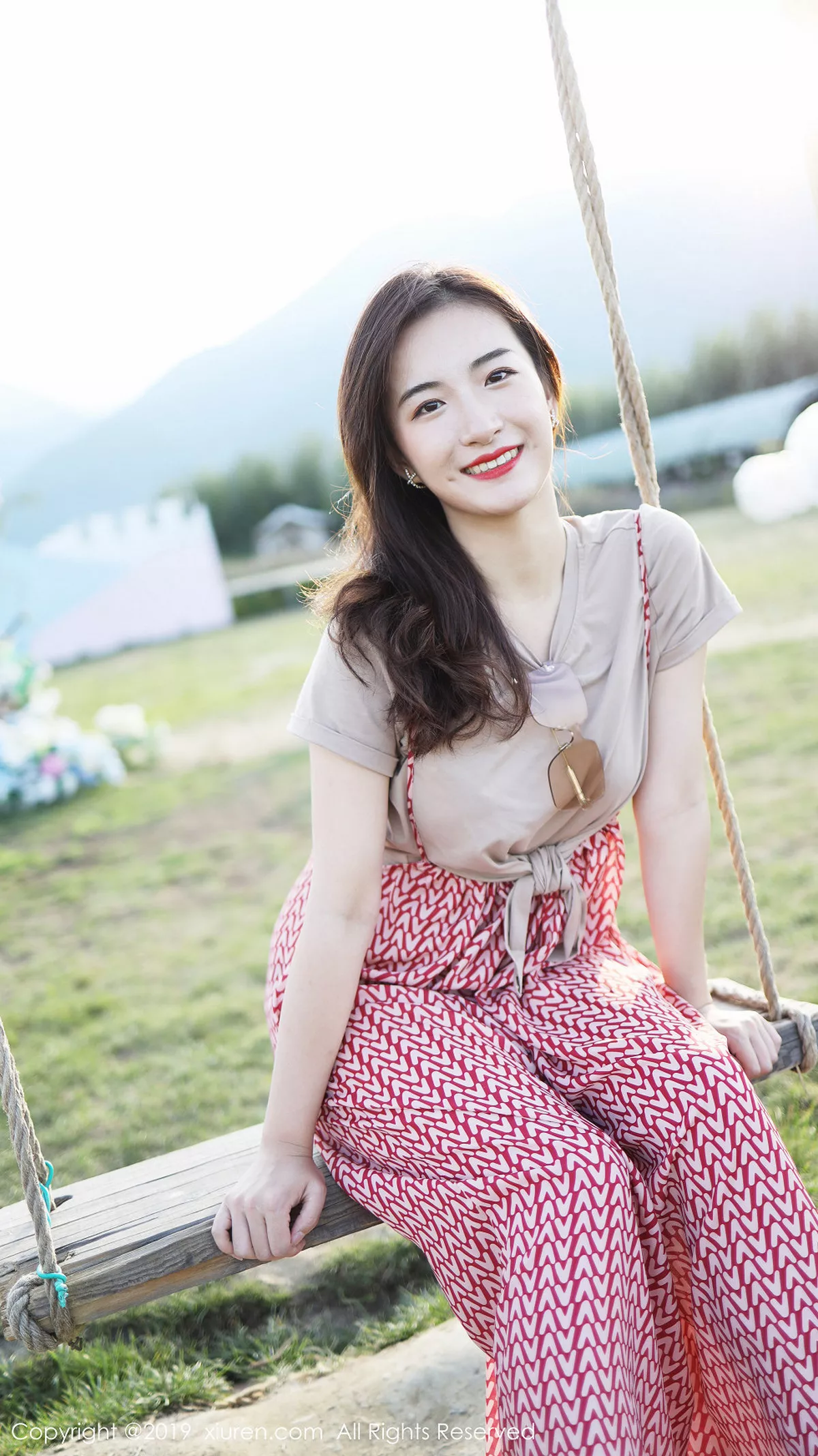 图片[12]-[XiuRen秀人网]第1718期艺儿拿铁写真-秀人资源网