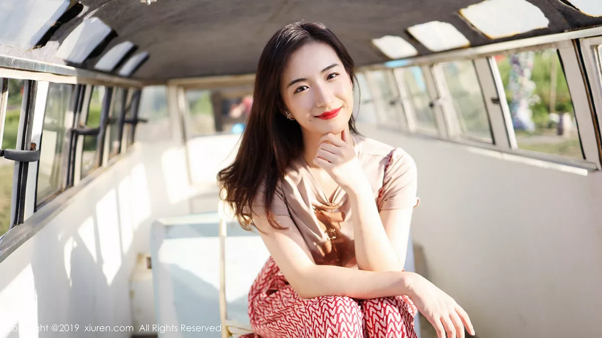 图片[6]-[XiuRen秀人网]第1718期艺儿拿铁写真-秀人资源网