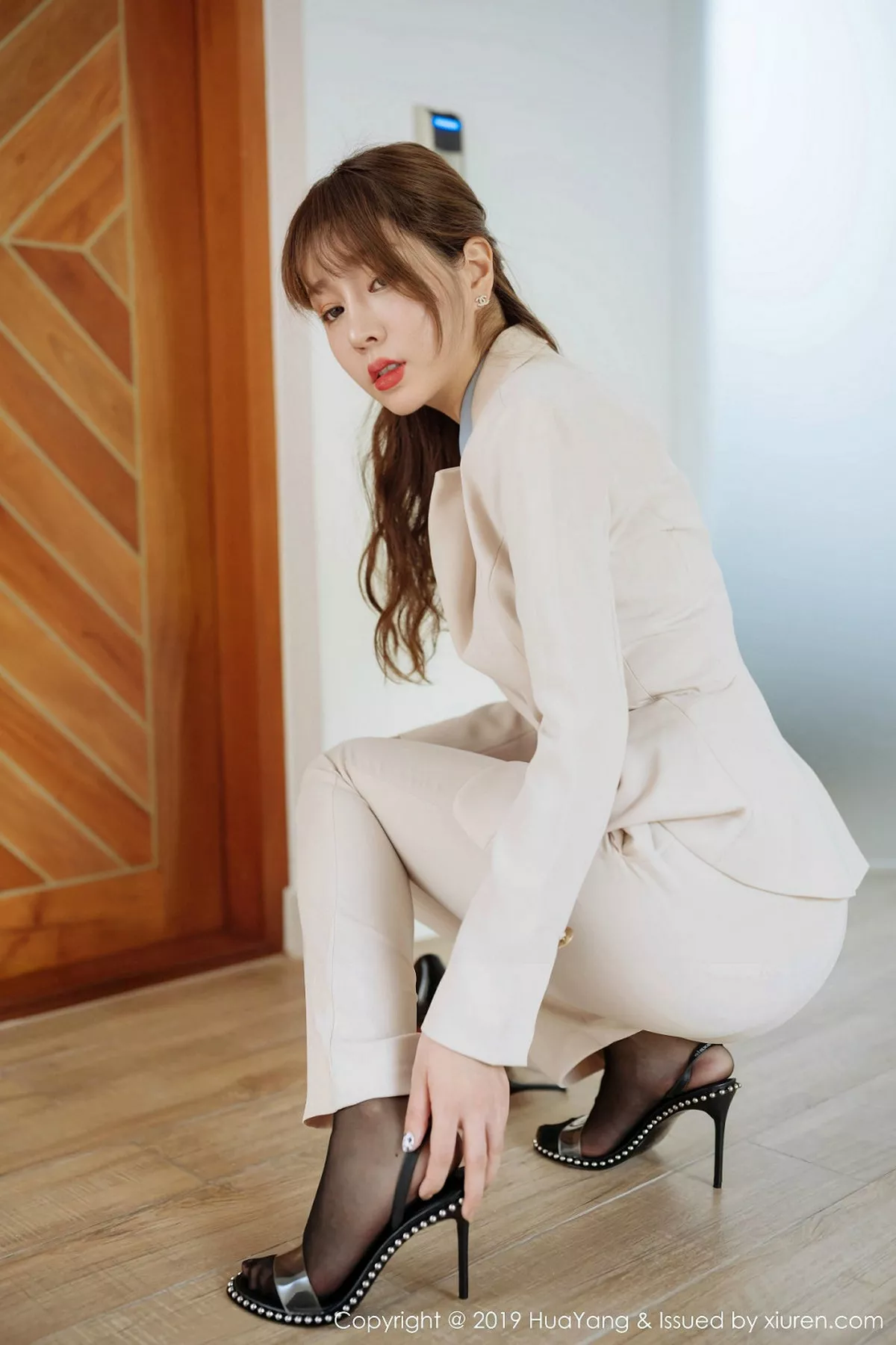 图片[2]-[HuaYang花漾]第192期王雨纯写真-秀人资源网
