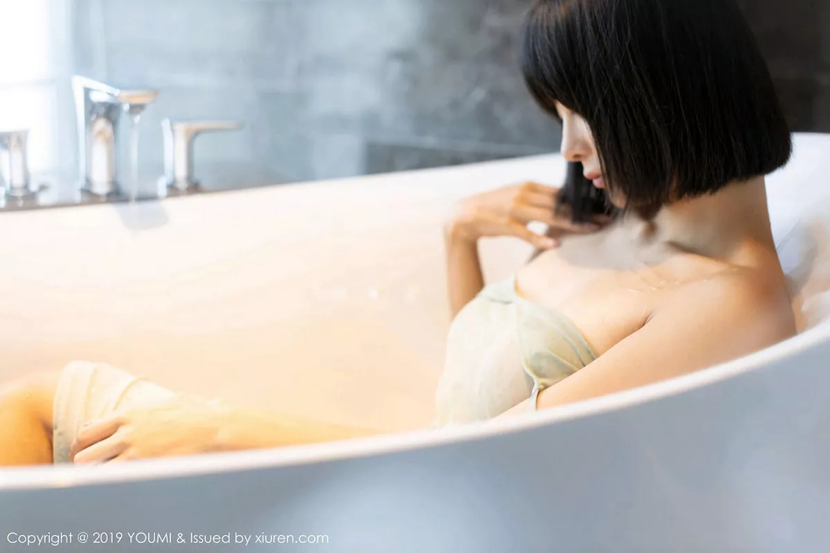 图片[2]-[YouMi尤蜜荟]第370期蓝夏写真-秀人资源网