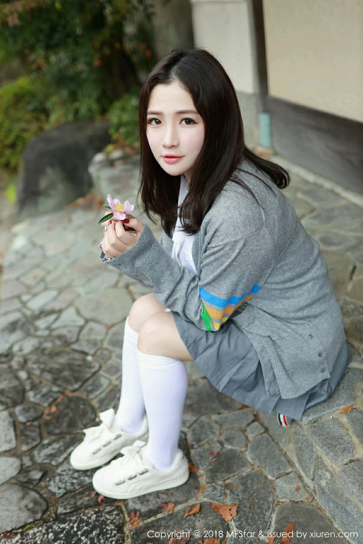 图片[2]-[MFStar模范学院]第162期徐cake写真-秀人资源网