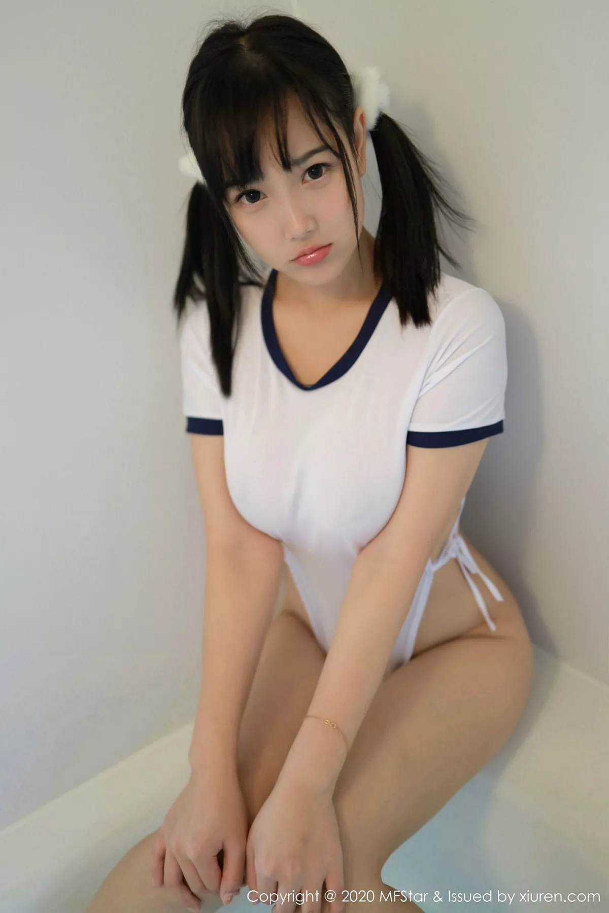 图片[5]-[MFStar模范学院]第250期徐微微写真-秀人资源网