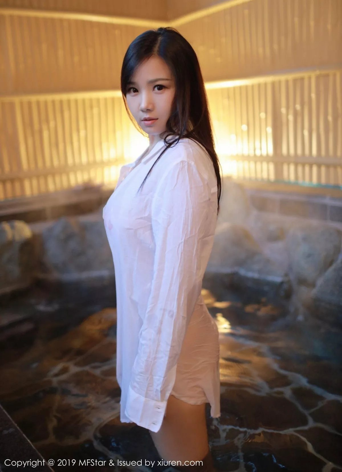 图片[2]-[MFStar模范学院]第176期徐微微写真-秀人资源网