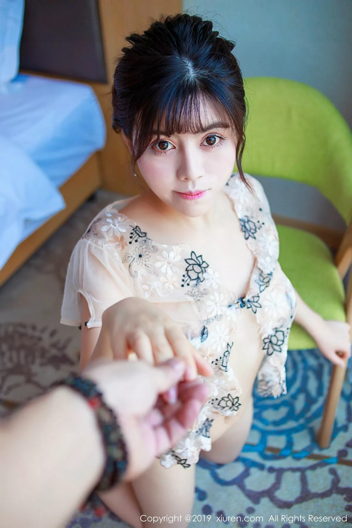 [XiuRen秀人网]第1429期白甜写真-秀人资源网