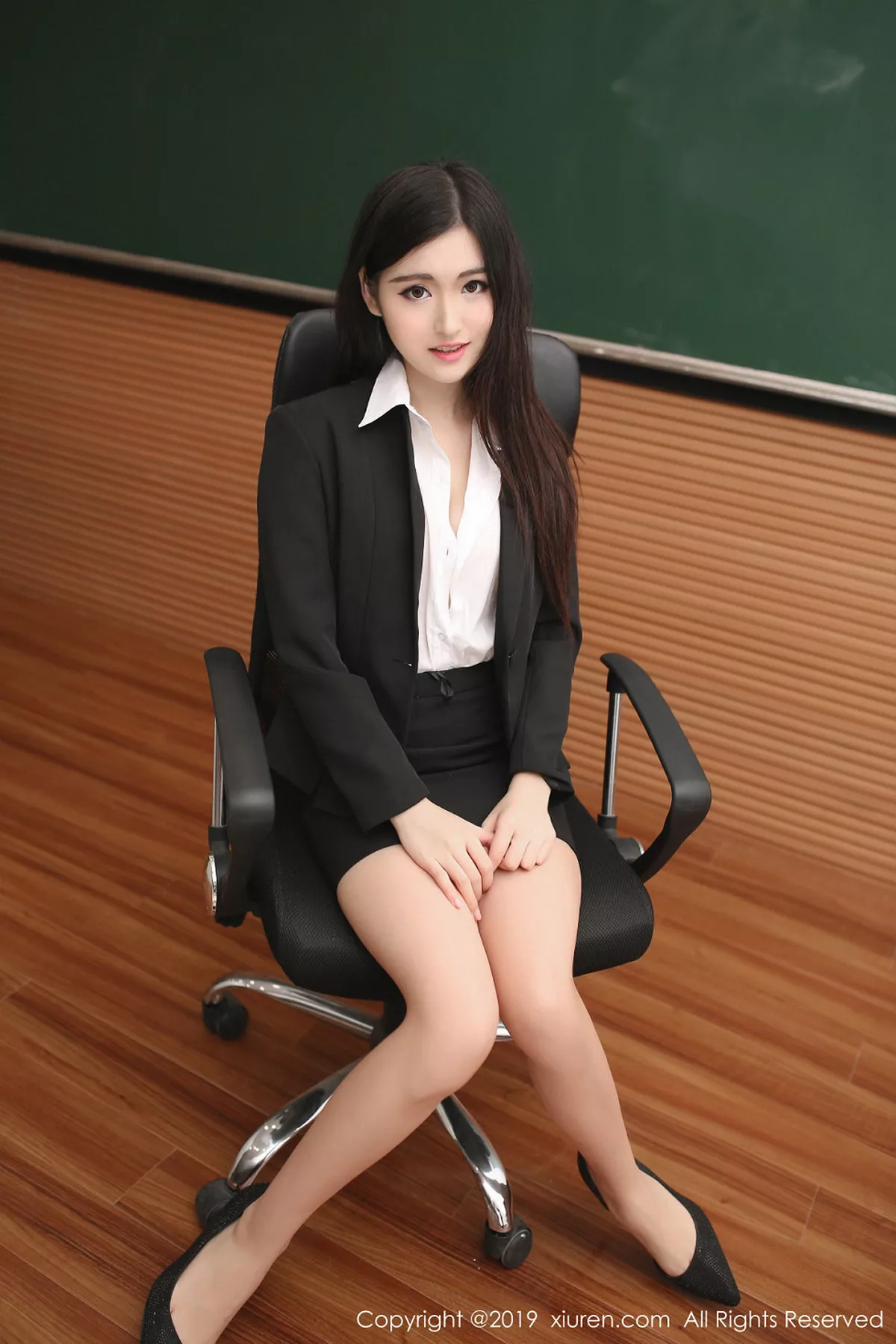 图片[4]-[XiuRen秀人网]第1480期沈梦瑶写真-秀人资源网