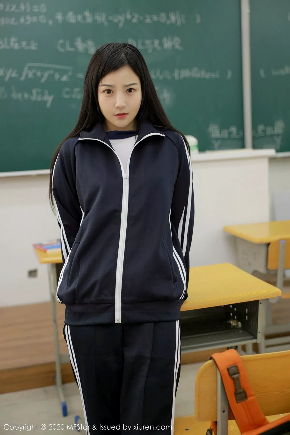 图片[7]-[MFStar模范学院]第273期徐微微写真-秀人资源网