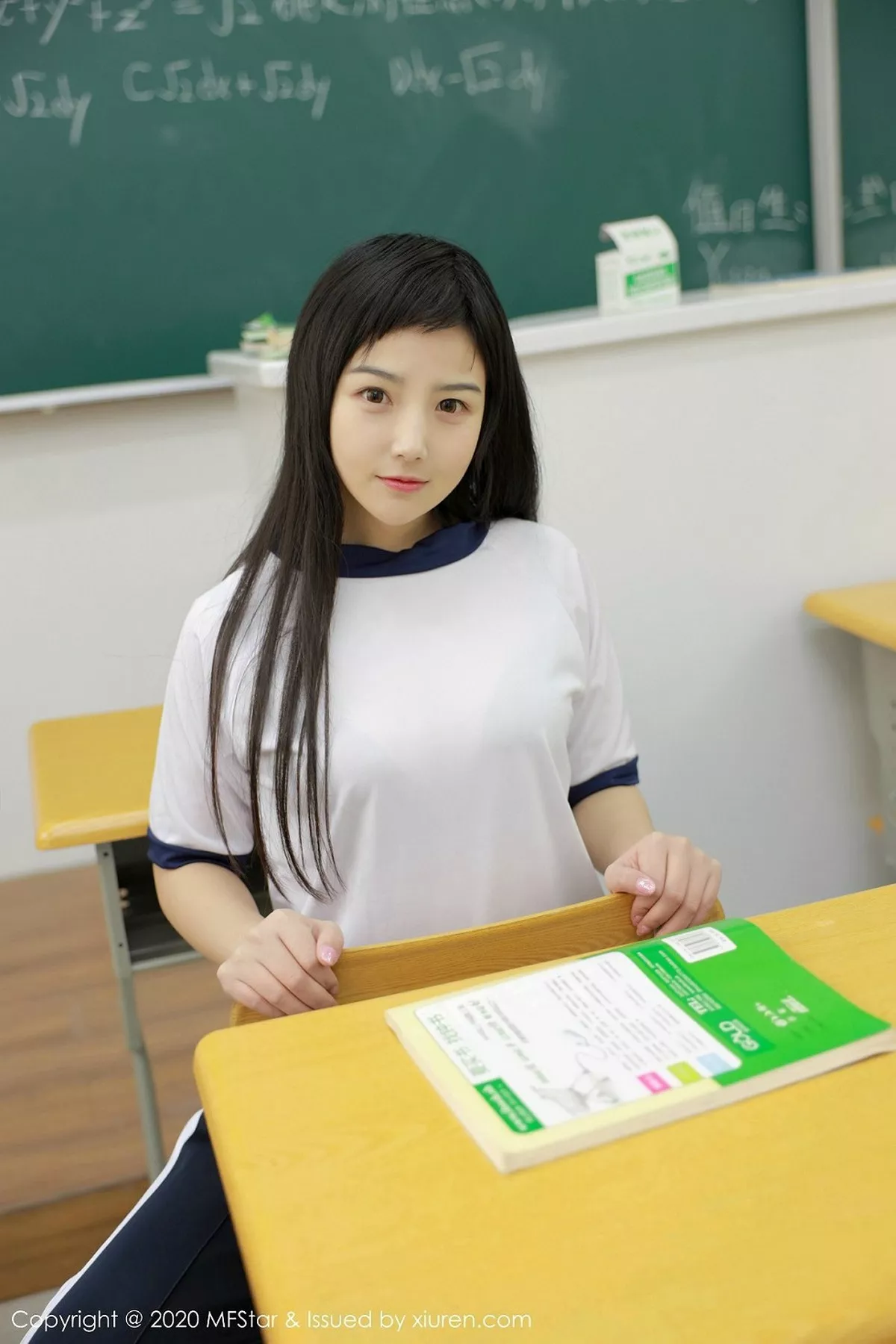 图片[19]-[MFStar模范学院]第273期徐微微写真-秀人资源网