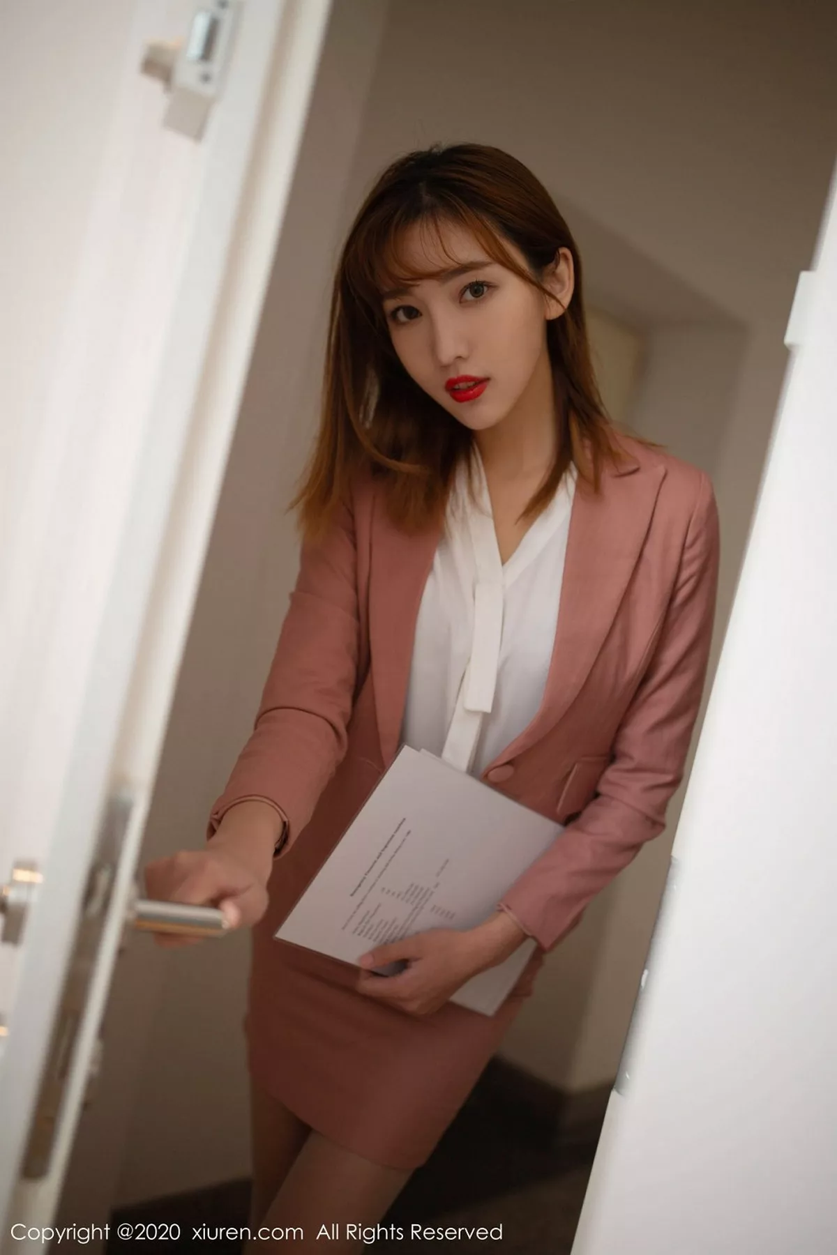 图片[13]-[XiuRen秀人网]第2012期陆萱萱写真-秀人资源网