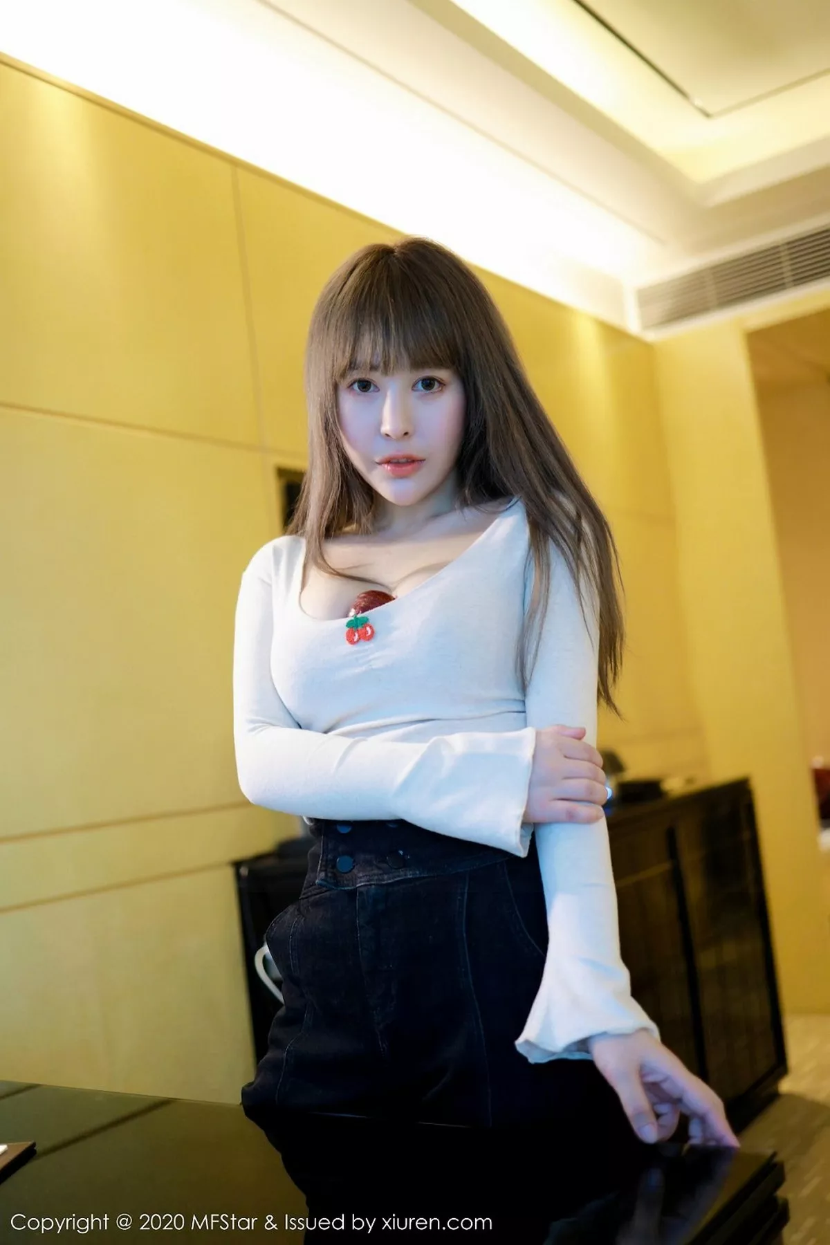 [MFStar模范学院]第284期艾莉写真-秀人资源网