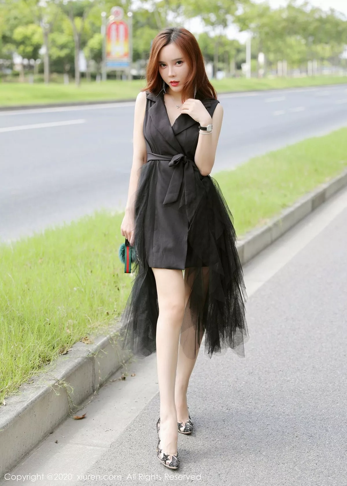 图片[3]-[XiuRen秀人网]第2048期艾小青写真-秀人资源网