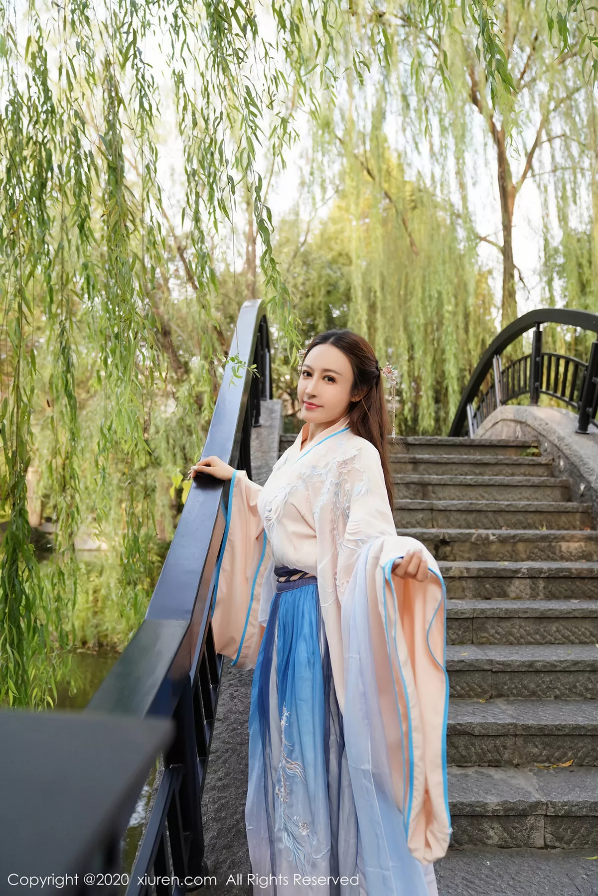 图片[3]-[XiuRen秀人网]第1983期周井空写真-秀人资源网