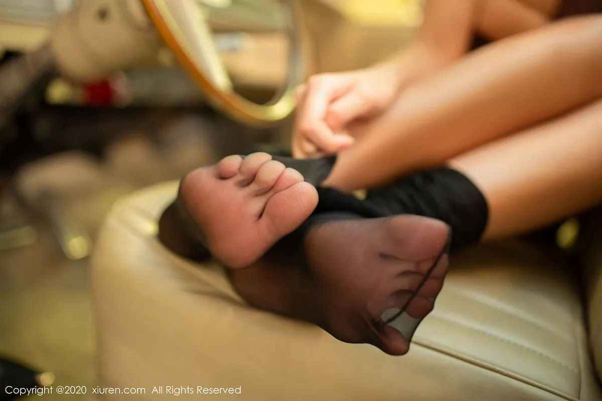 图片[12]-[XiuRen秀人网]第2141期就是阿朱啊写真-秀人资源网