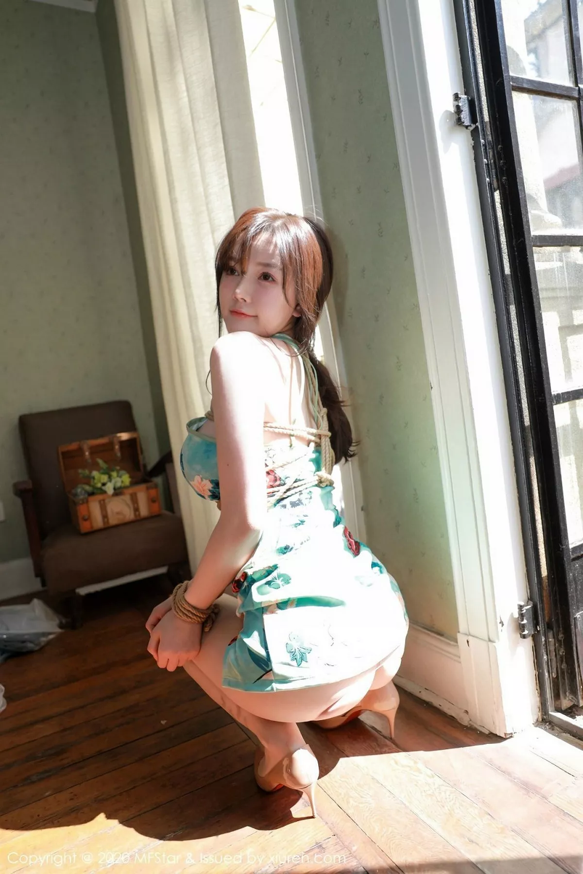 [MFStar模范学院]第293期糯美子写真-秀人资源网