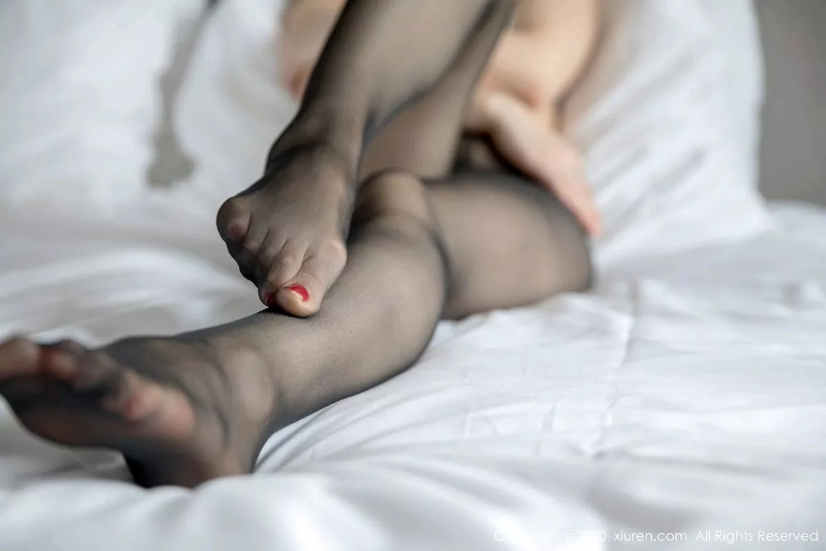 图片[4]-[XiuRen秀人网]第2201期诗诗kiki写真-秀人资源网