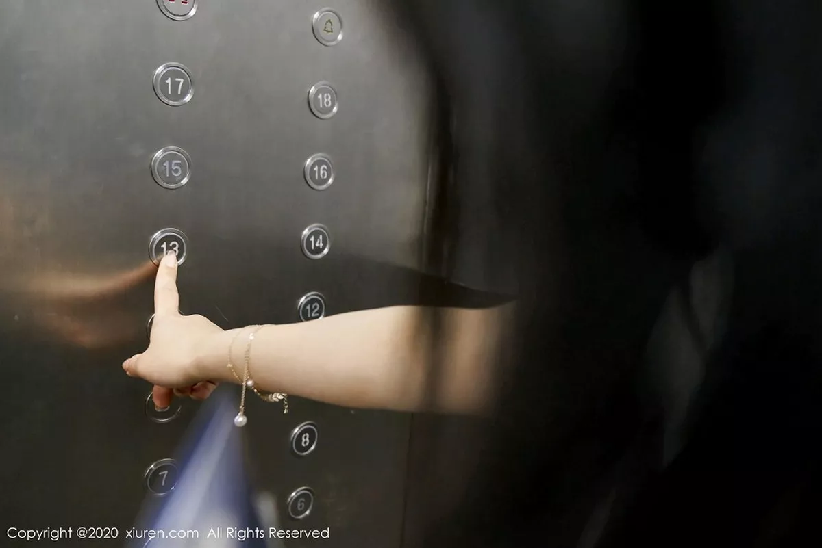 图片[31]-[XiuRen秀人网]第2216期九月生写真-秀人资源网