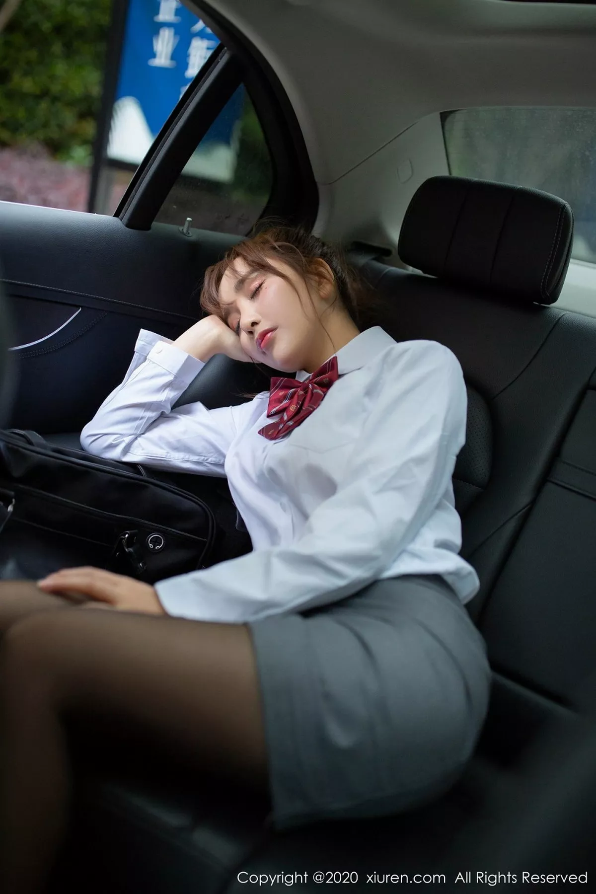 图片[2]-[XiuRen秀人网]第2225期陶喜乐写真-秀人资源网