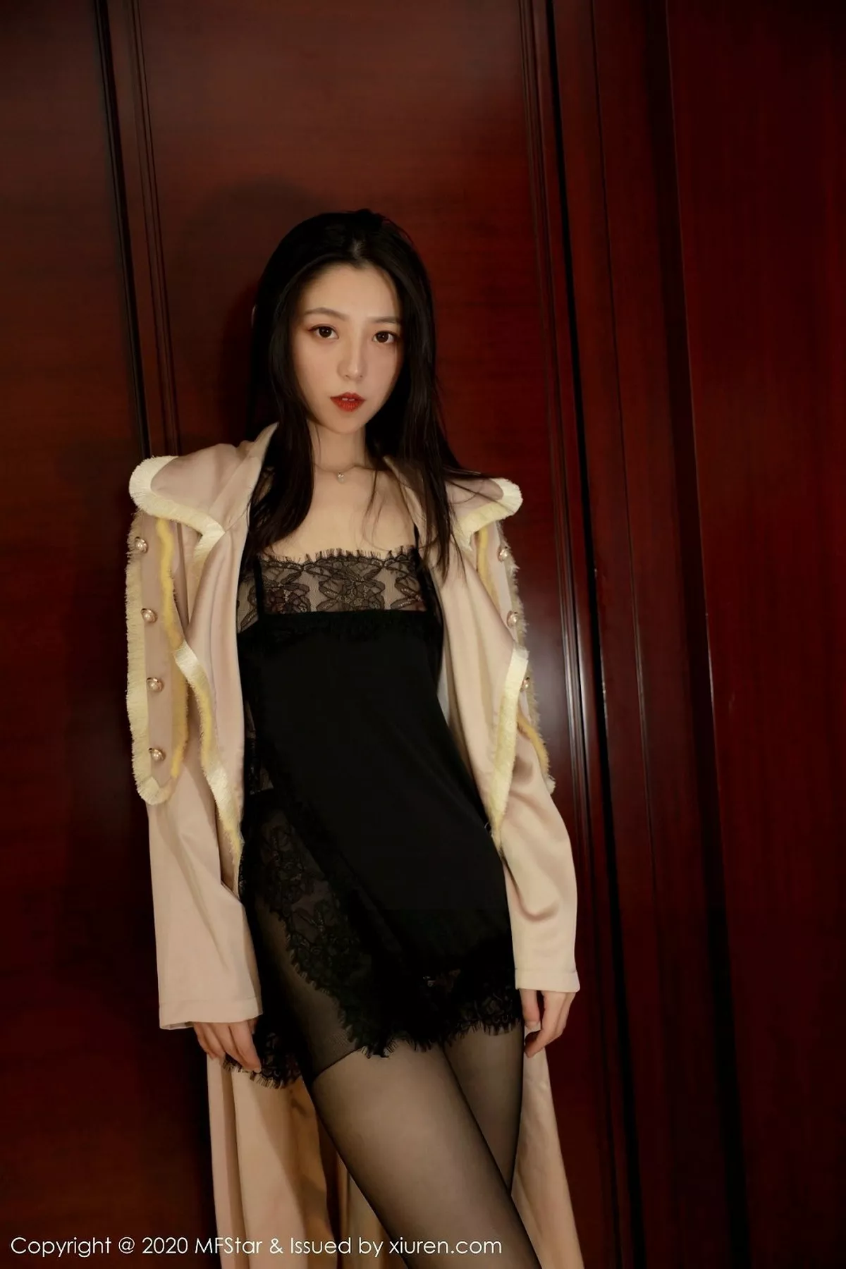 图片[18]-[MFStar模范学院]第325期言沫写真-秀人资源网