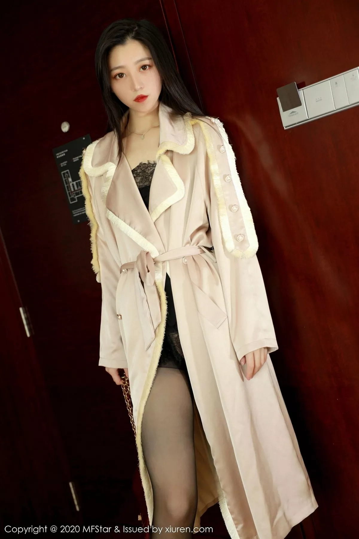 图片[26]-[MFStar模范学院]第325期言沫写真-秀人资源网