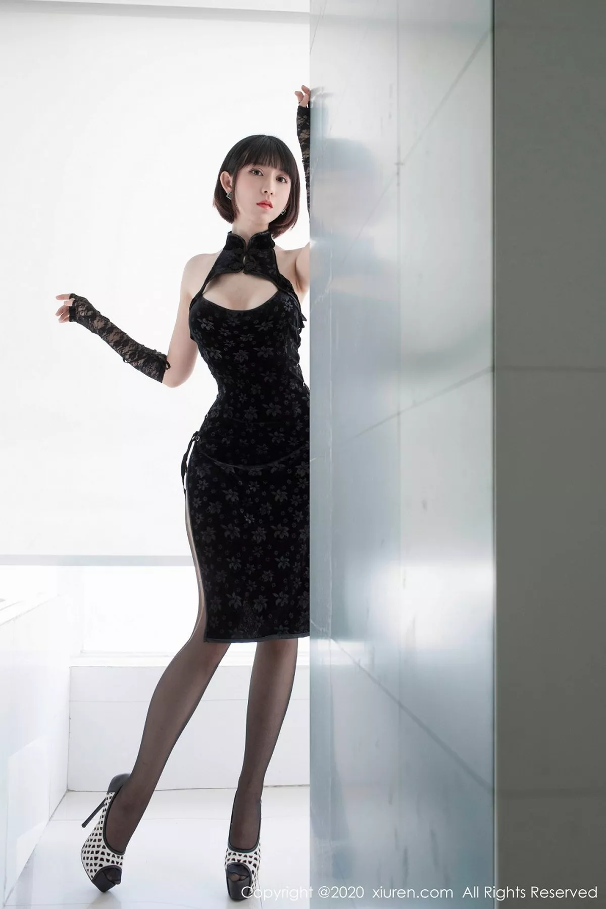 图片[4]-[XiuRen秀人网]第2318期安妮斯朵拉写真-秀人资源网