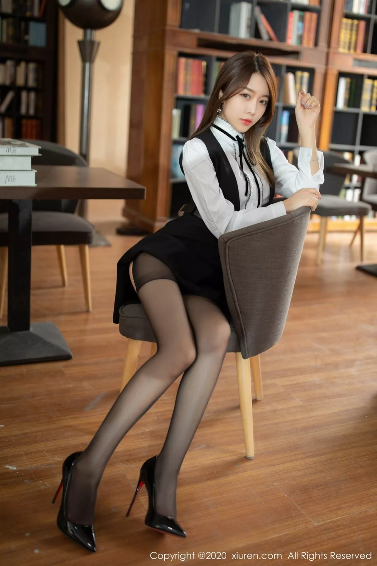 图片[8]-[XiuRen秀人网]第2338期夏诗雯写真-秀人资源网