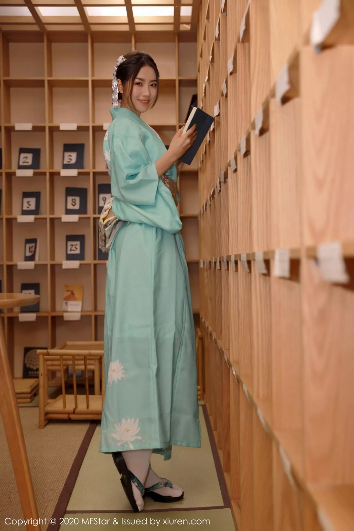 图片[4]-[MFStar模范学院]第332期方子萱写真-秀人资源网