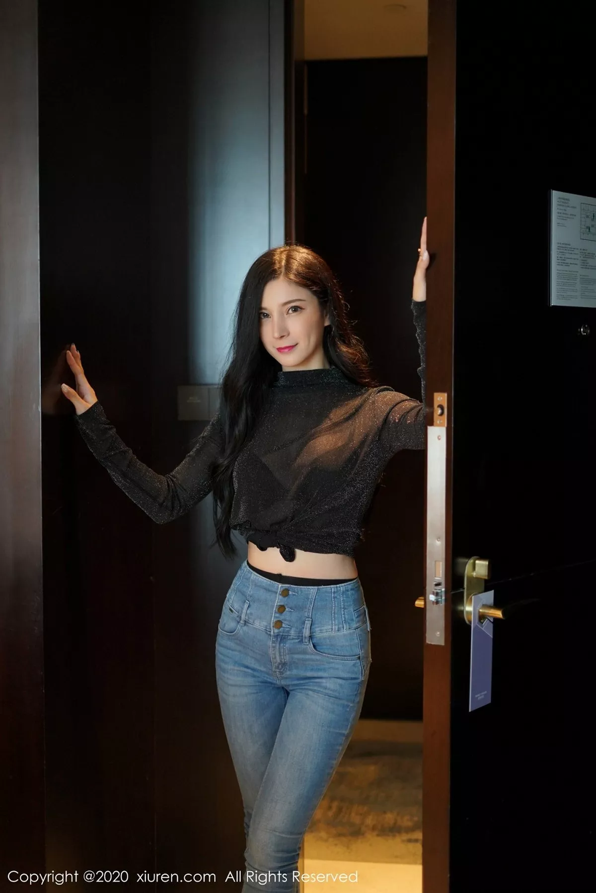 图片[20]-[XiuRen秀人网]第2386期小蛮妖写真-秀人资源网