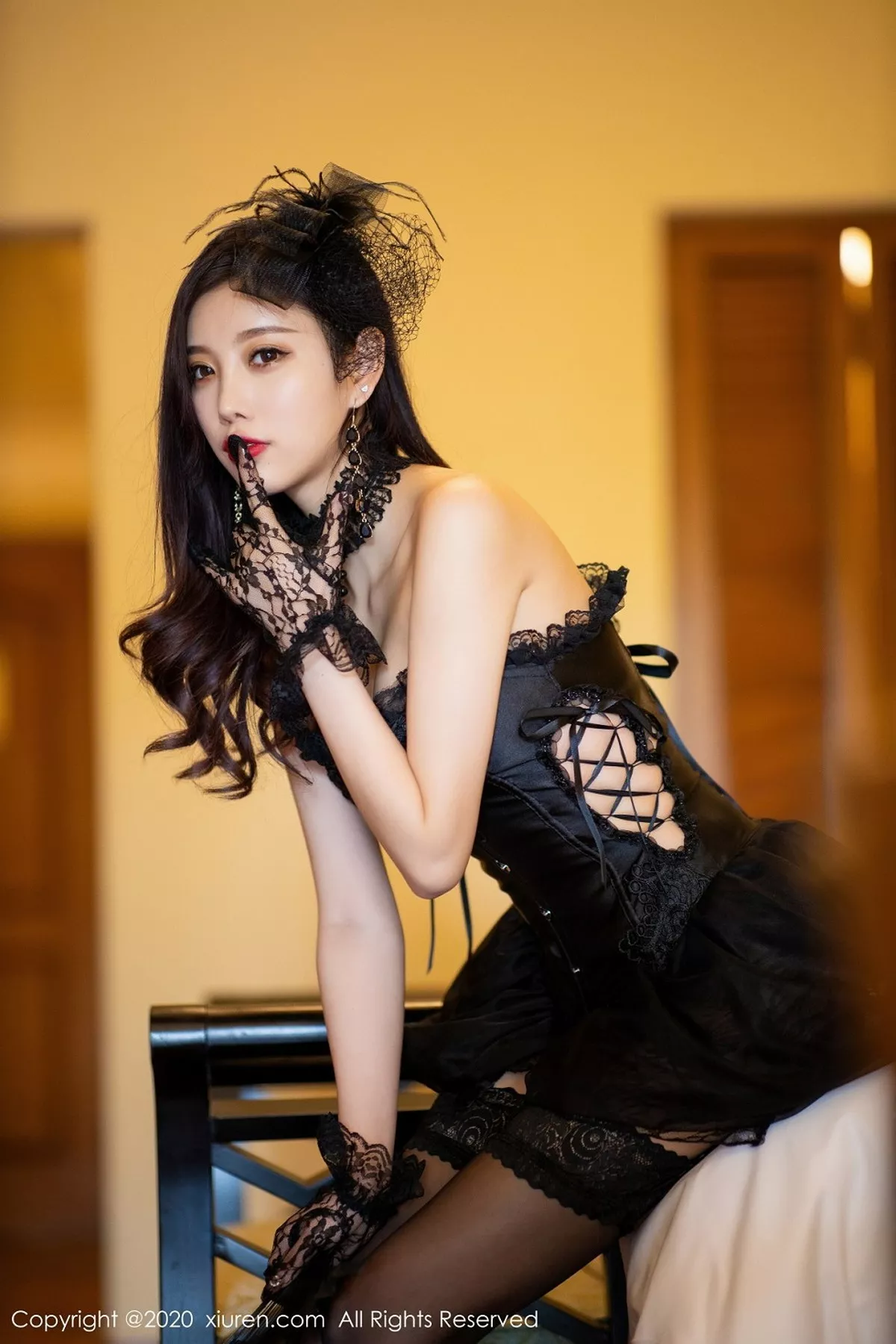 图片[3]-[XiuRen秀人网]第2400期杨晨晨写真-秀人资源网