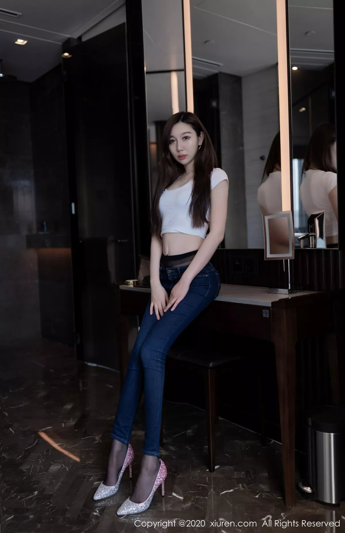 图片[4]-[XiuRen秀人网]第2406期Victoria志玲写真-秀人资源网