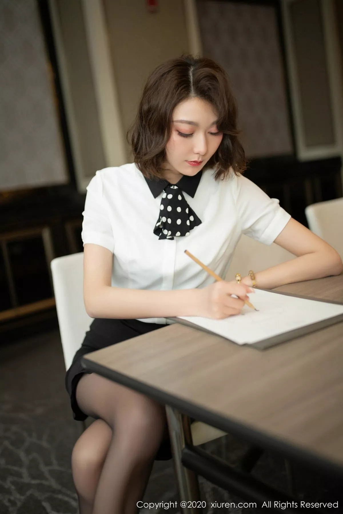 图片[13]-[XiuRen秀人网]第2422期艺轩写真-秀人资源网