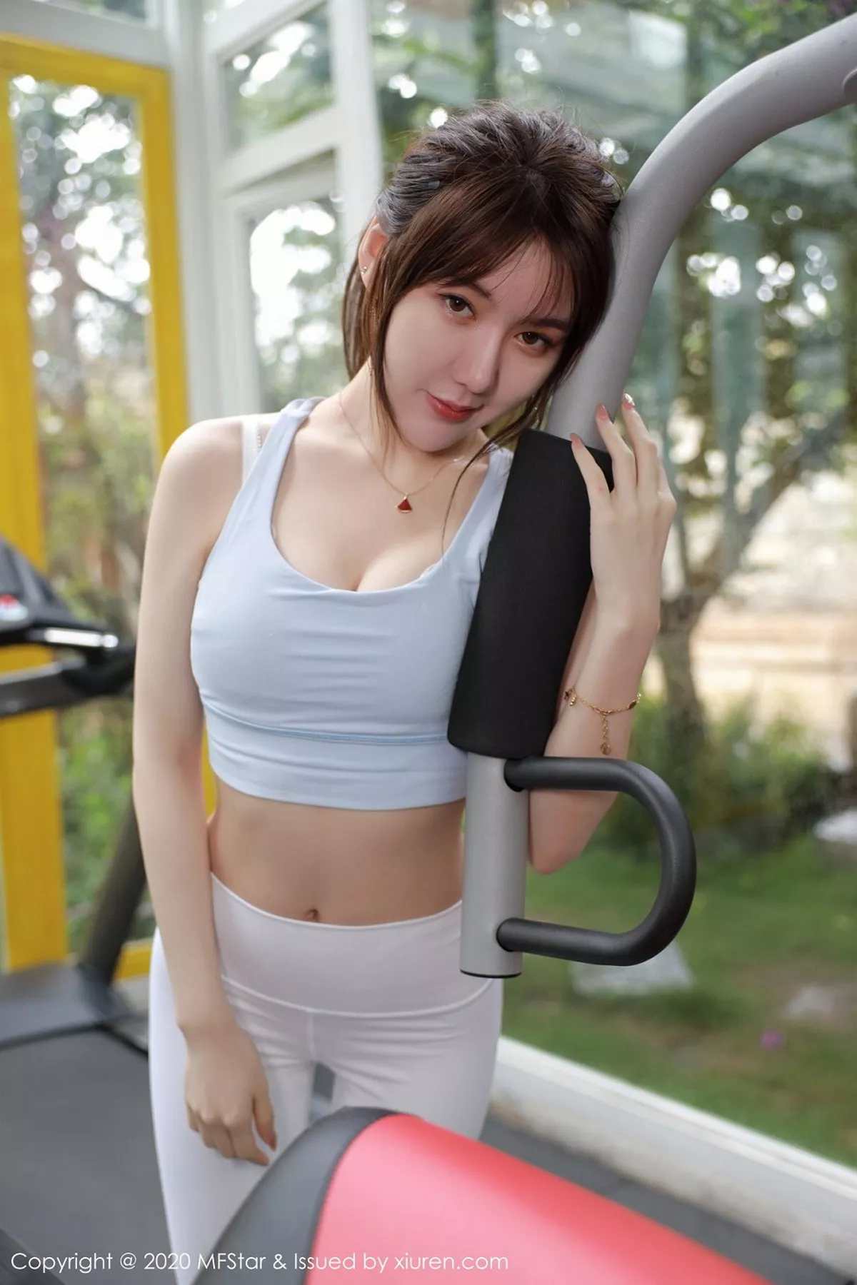 图片[24]-[MFStar模范学院]第365期薛琪琪写真-秀人资源网