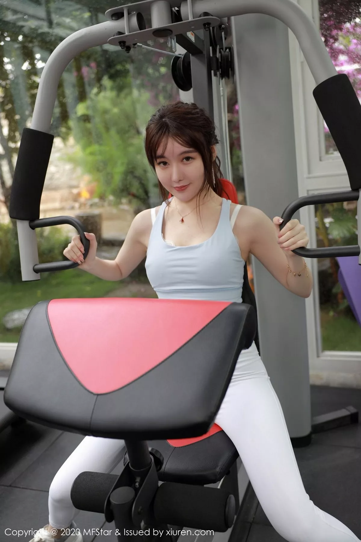 图片[12]-[MFStar模范学院]第365期薛琪琪写真-秀人资源网