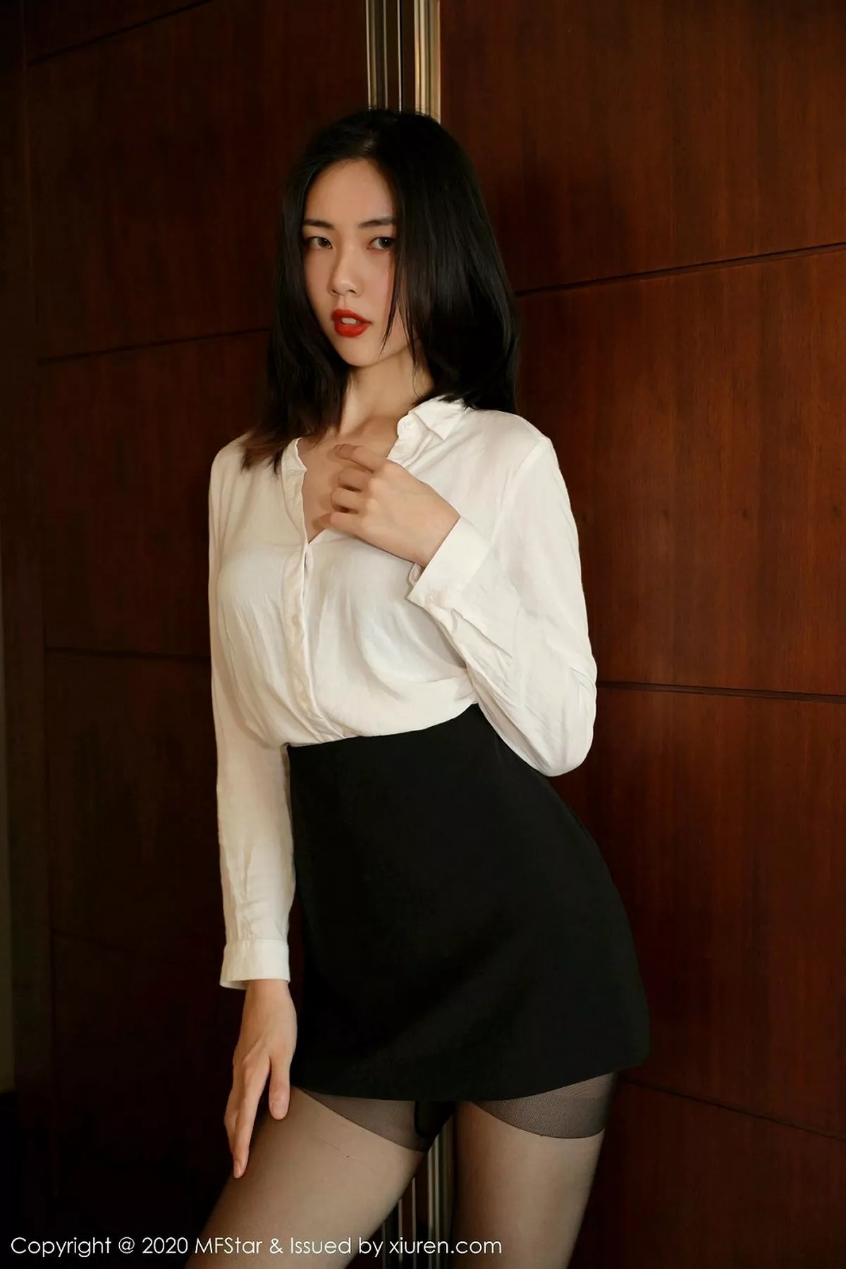 图片[18]-[MFStar模范学院]第371期噜噜妞儿写真-秀人资源网