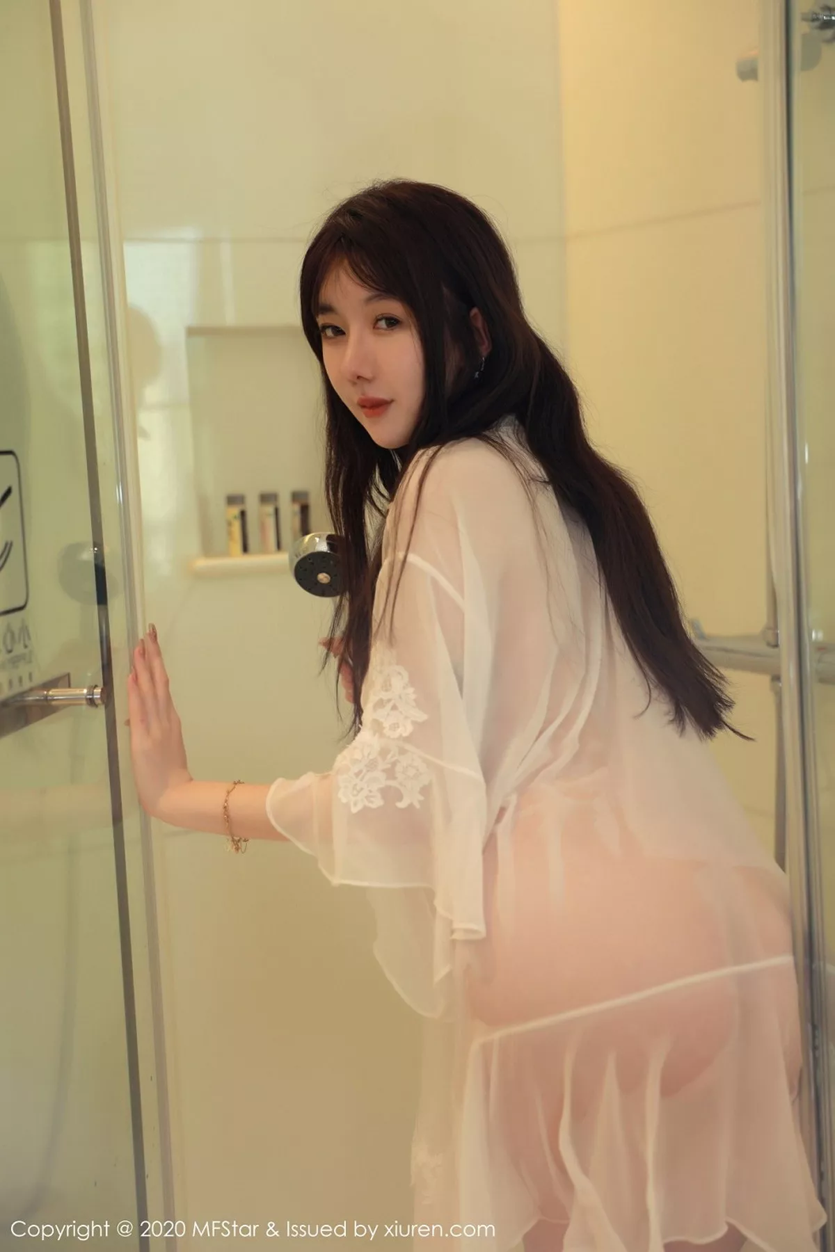 图片[21]-[MFStar模范学院]第373期薛琪琪写真-秀人资源网