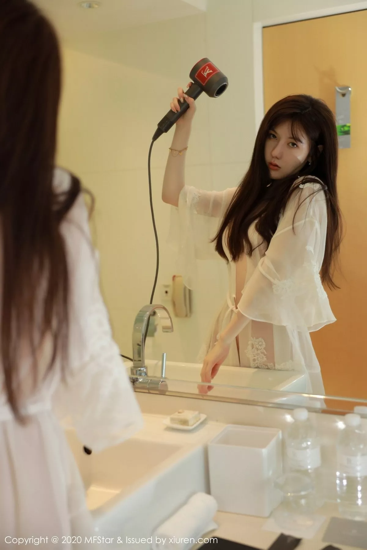 图片[12]-[MFStar模范学院]第373期薛琪琪写真-秀人资源网